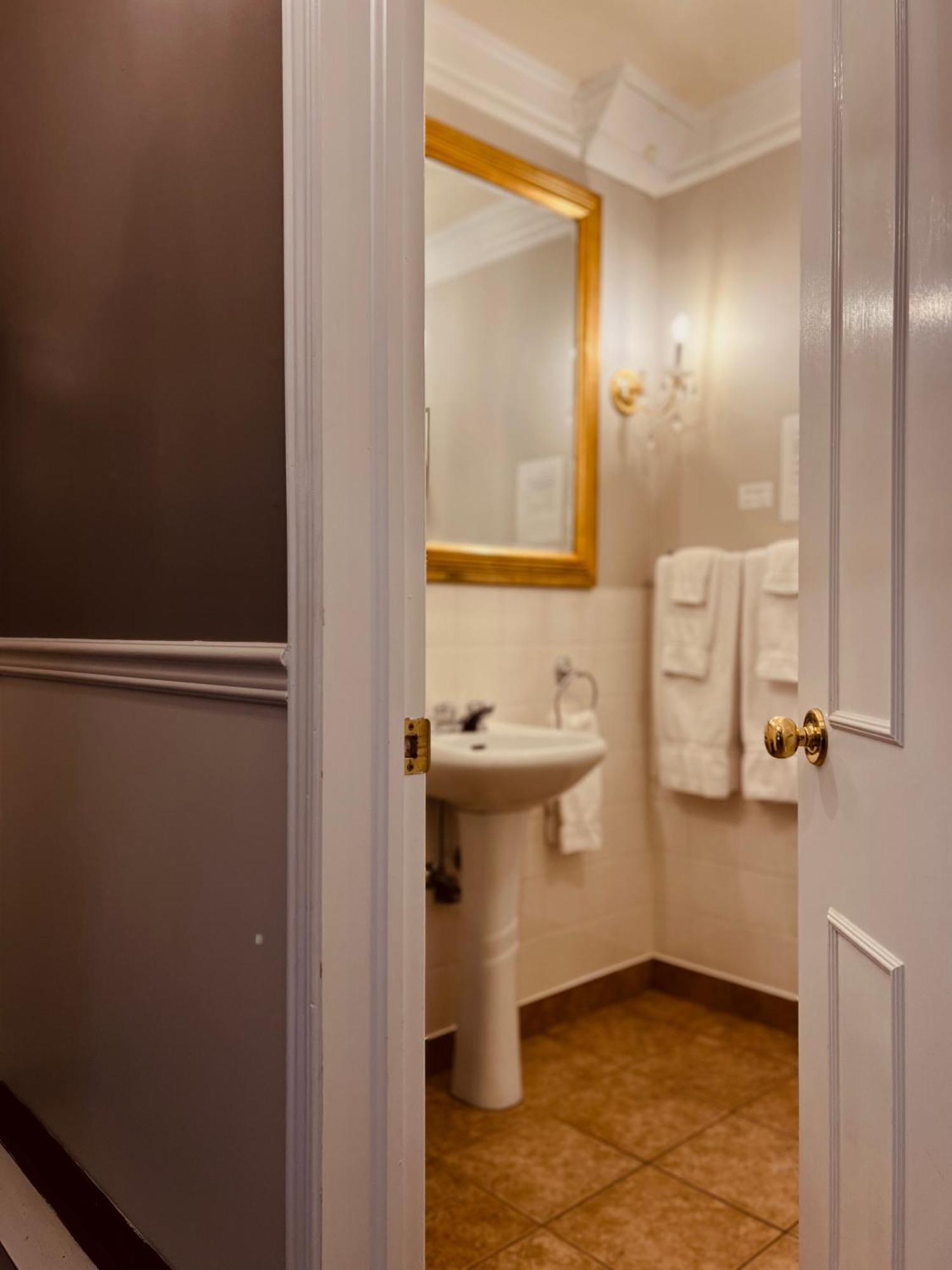 Le Chateau Du Lac Magog Ngoại thất bức ảnh